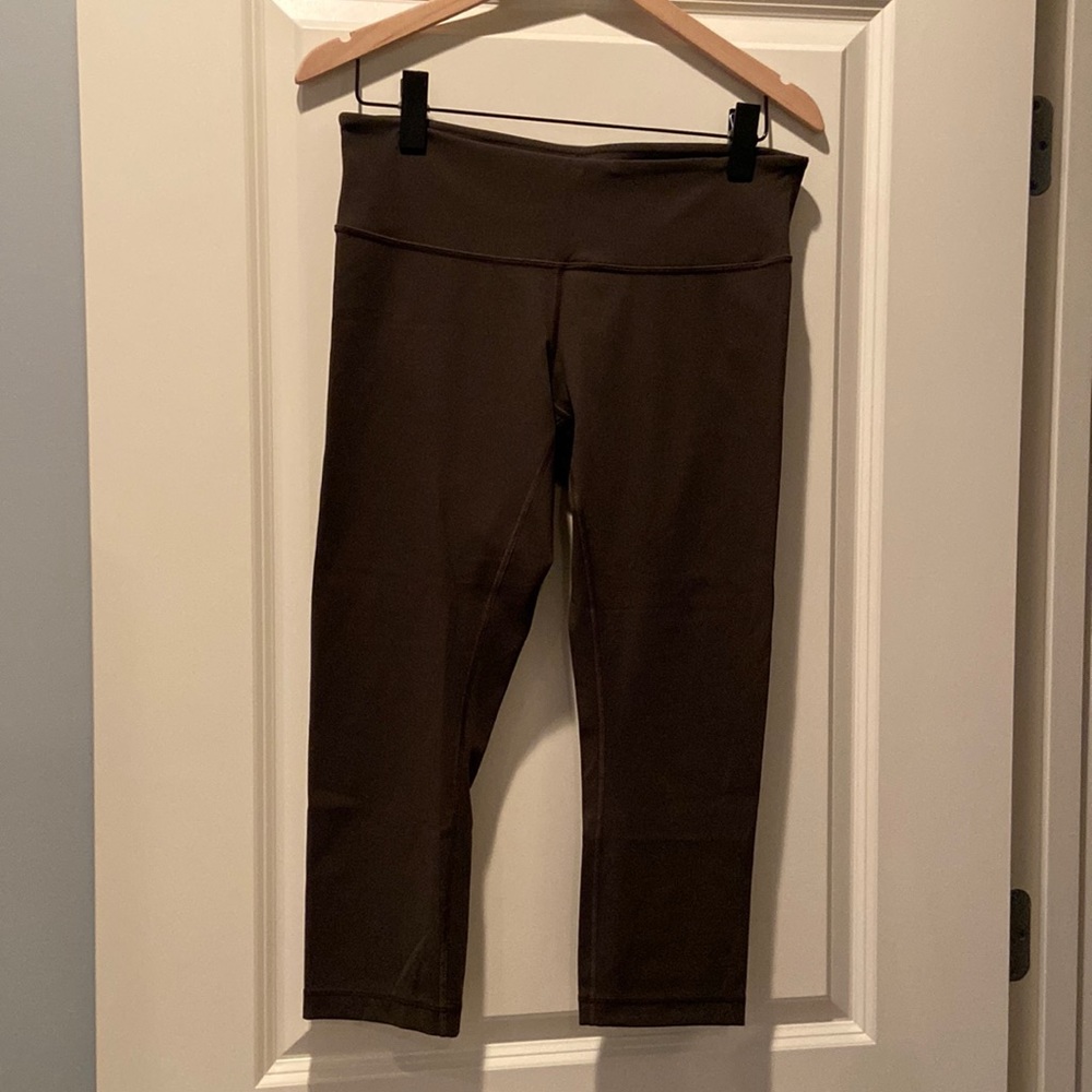 lululemon cropped pants